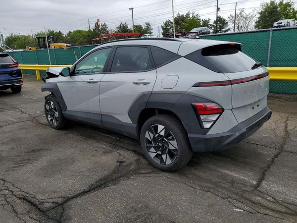 2024 HYUNDAI KONA SE