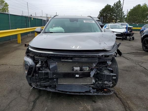 2024 HYUNDAI KONA SE