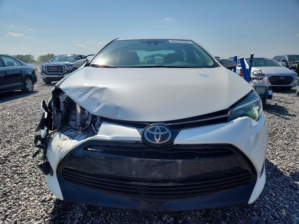 2018 TOYOTA COROLLA