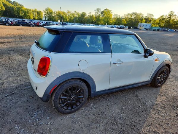 2015 MINI COOPER