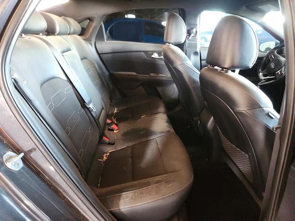 2020 KIA FORTE GT Line