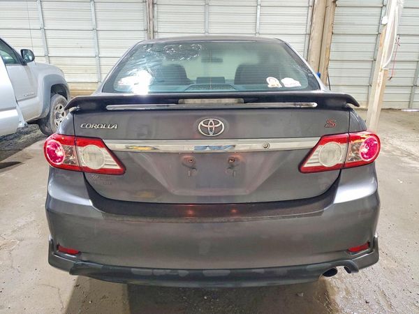 2013 TOYOTA COROLLA