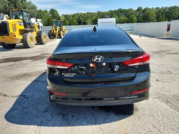 2017 HYUNDAI ELANTRA