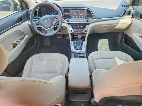 2017 HYUNDAI ELANTRA