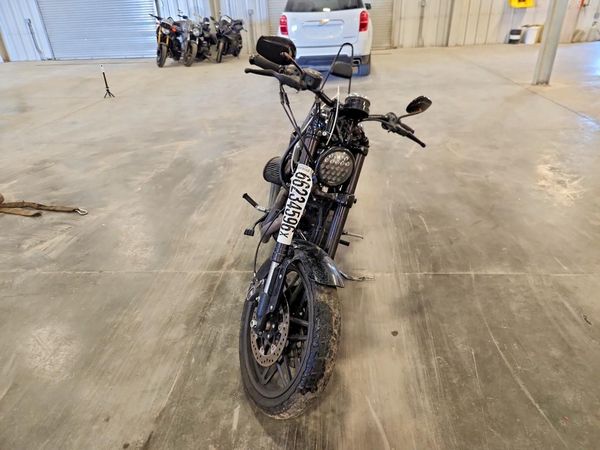 2016 HARLEY-DAVIDSON XL1200