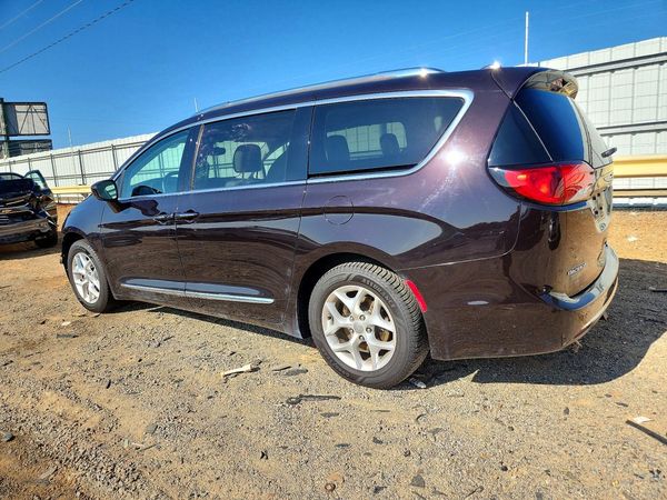 2017 CHRYSLER PACIFICA Touring L Plus