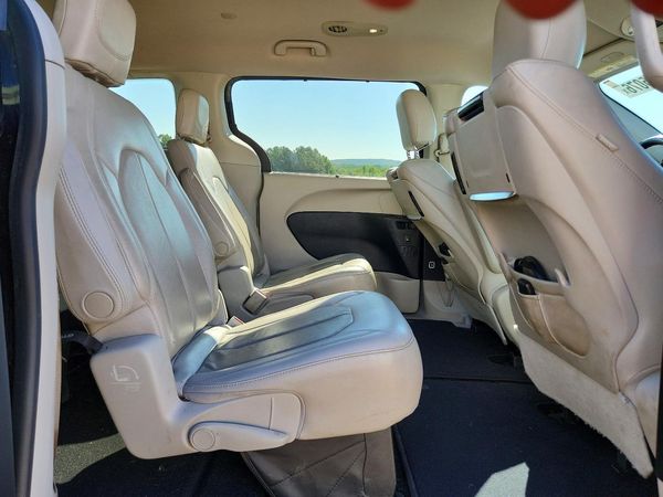 2017 CHRYSLER PACIFICA Touring L Plus
