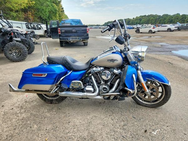2018 HARLEY-DAVIDSON FLHR