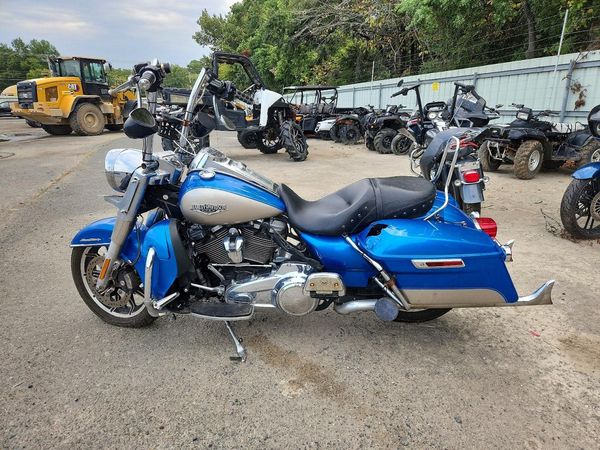 2018 HARLEY-DAVIDSON FLHR