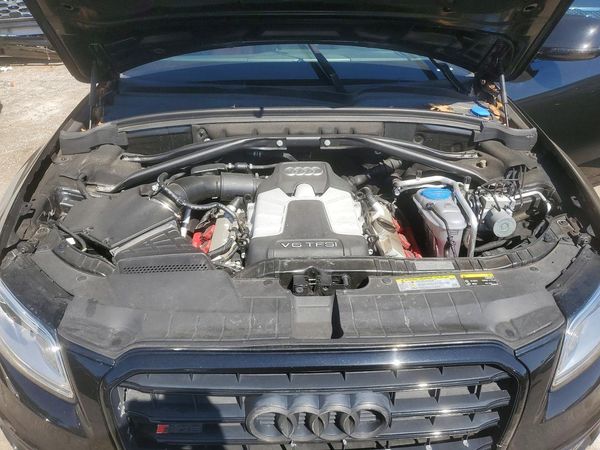 2016 AUDI SQ5 quattro Premium Plus