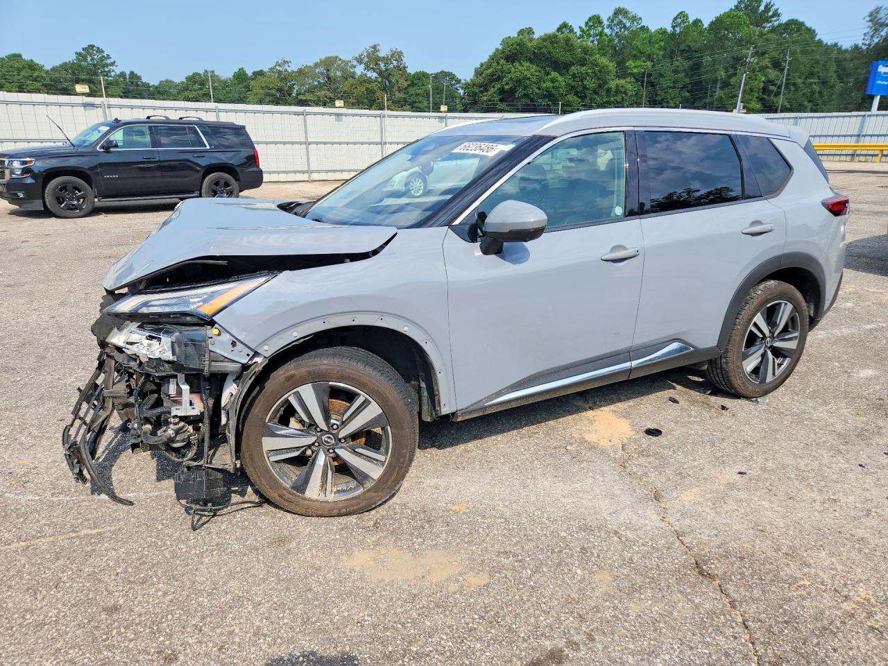 2023 NISSAN ROGUE SL — Front 3/4