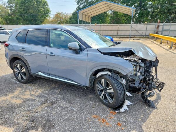 2023 NISSAN ROGUE SL — Passenger 3/4
