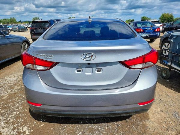 2015 HYUNDAI ELANTRA GLS(Middle)