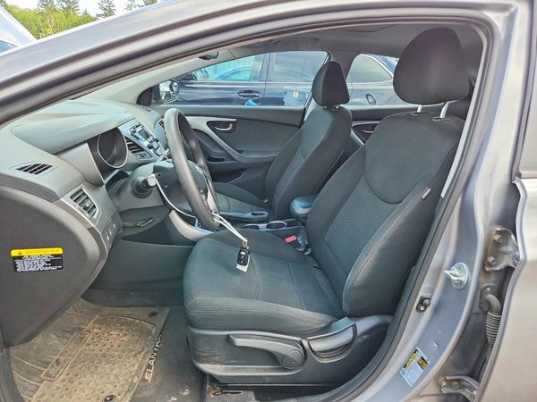 2015 HYUNDAI ELANTRA GLS(Middle)