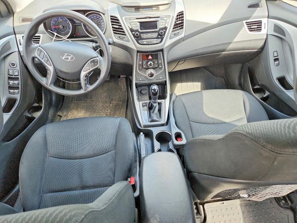 2015 HYUNDAI ELANTRA GLS(Middle)
