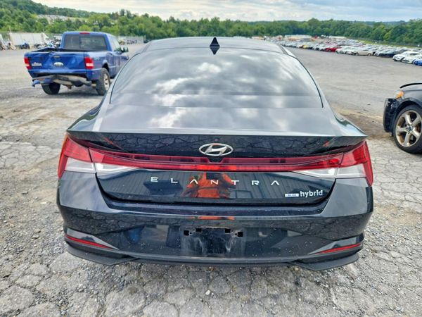 2021 HYUNDAI ELANTRA Blue