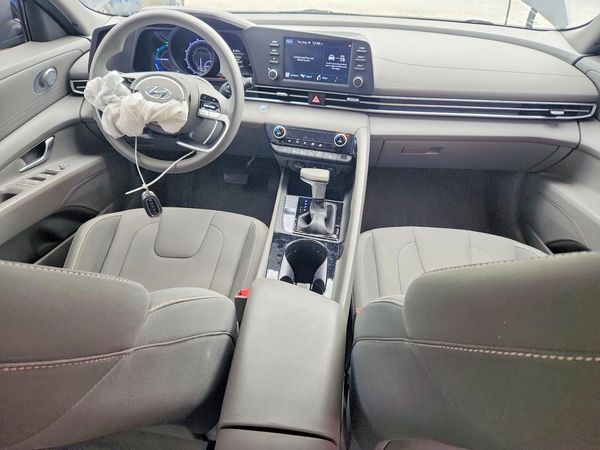 2021 HYUNDAI ELANTRA Blue