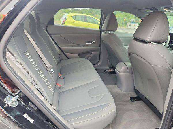 2021 HYUNDAI ELANTRA Blue