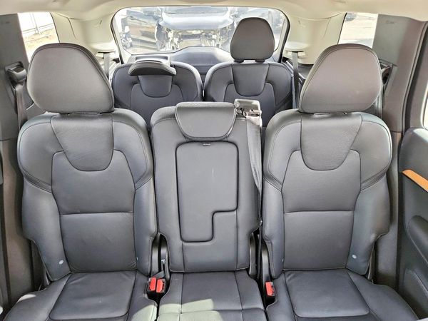 2024 VOLVO XC90