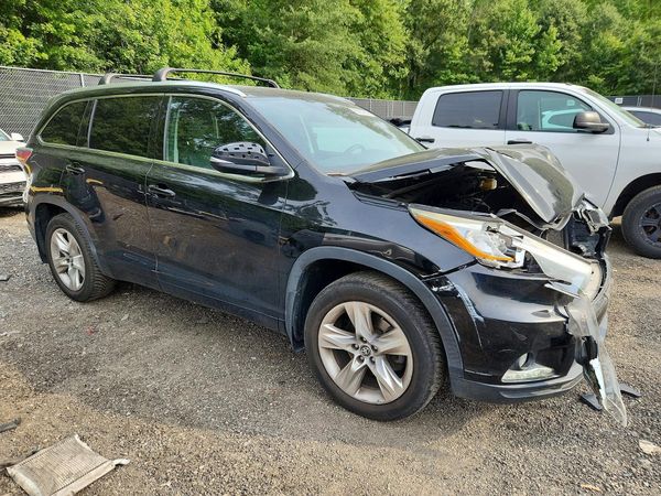 2016 TOYOTA HIGHLANDER