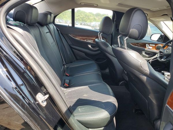2017 MERCEDES-BENZ E