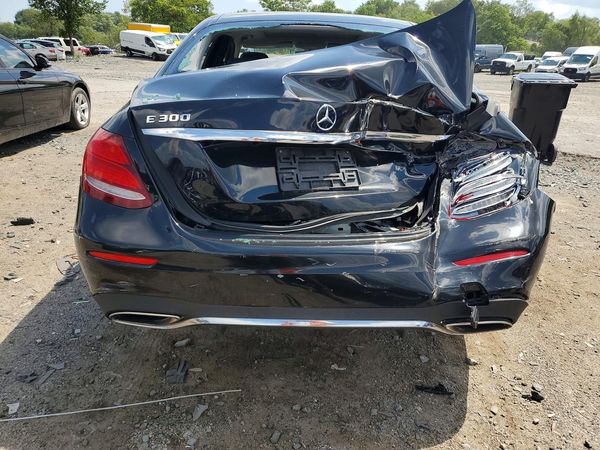2017 MERCEDES-BENZ E