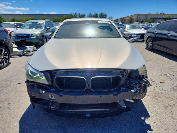 2013 BMW M5