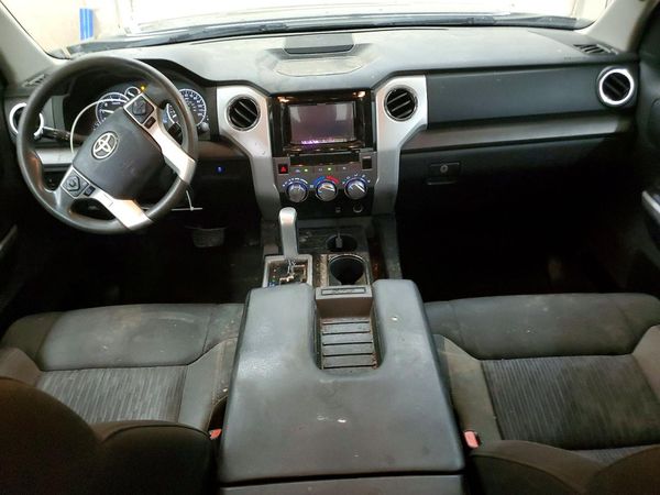 2015 TOYOTA TUNDRA