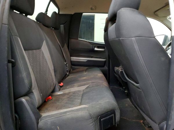 2015 TOYOTA TUNDRA