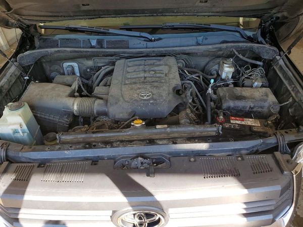2015 TOYOTA TUNDRA