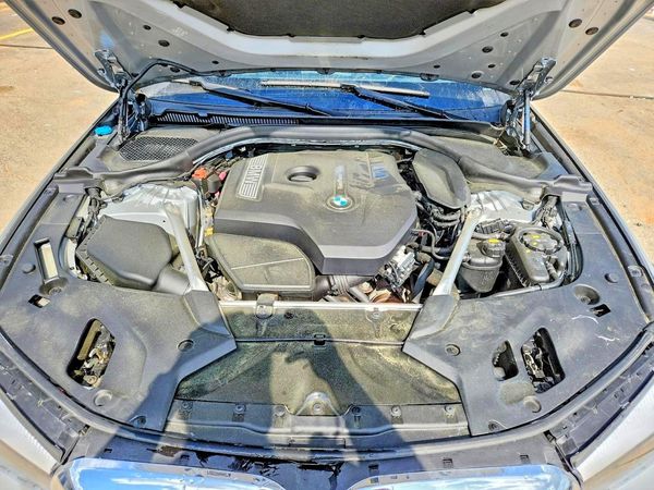 2019 BMW 530