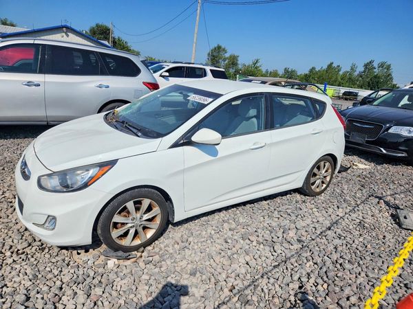 2012 HYUNDAI ACCENT GLS (Middle grade)