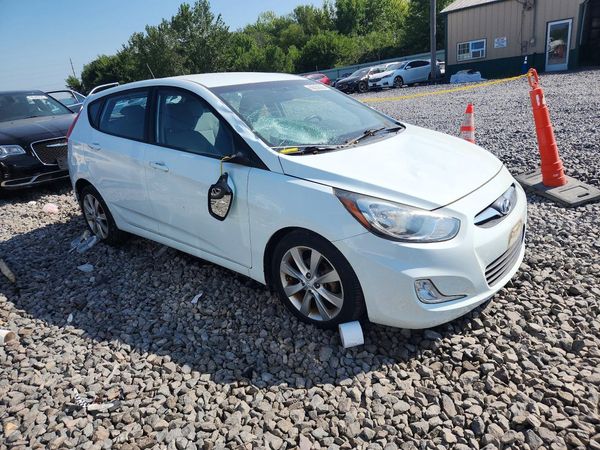 2012 HYUNDAI ACCENT GLS (Middle grade)