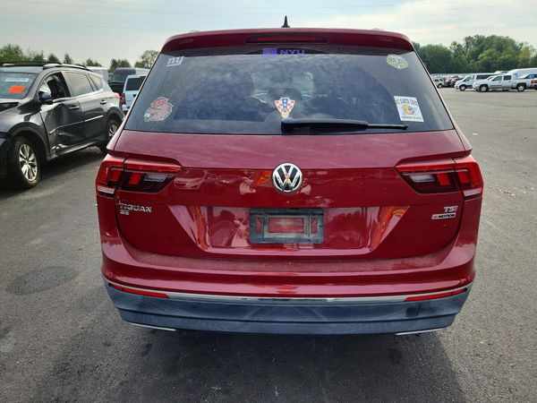 2018 VOLKSWAGEN TIGUAN SE, 4Motion SEL