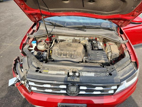 2018 VOLKSWAGEN TIGUAN SE, 4Motion SEL