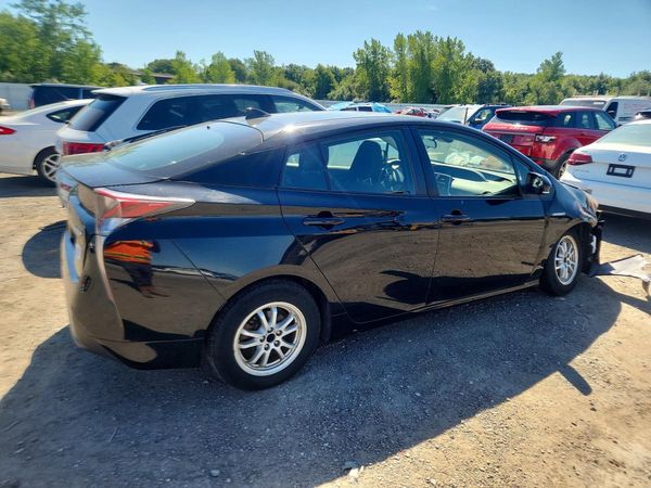 2017 TOYOTA PRIUS One/Two