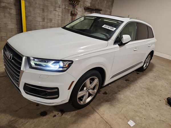 2018 AUDI Q7