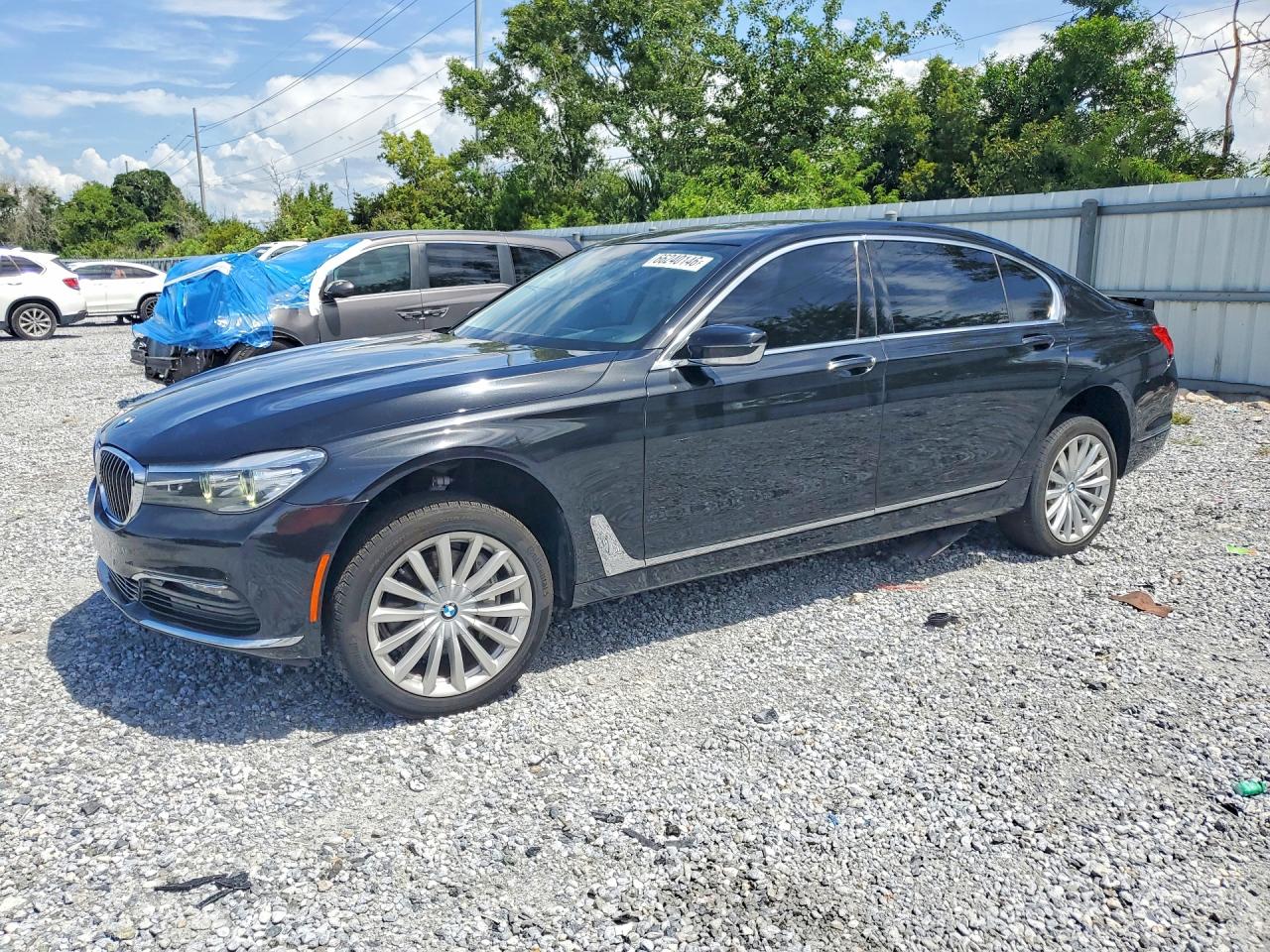 2018 BMW 740