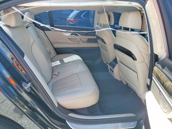 2018 BMW 740