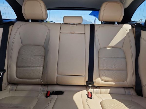 2018 JAGUAR F-PACE Standard