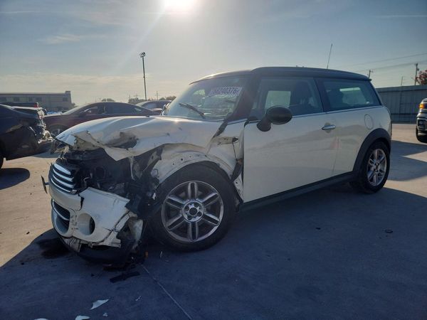 2014 MINI COOPER