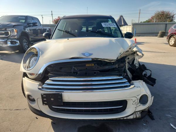 2014 MINI COOPER
