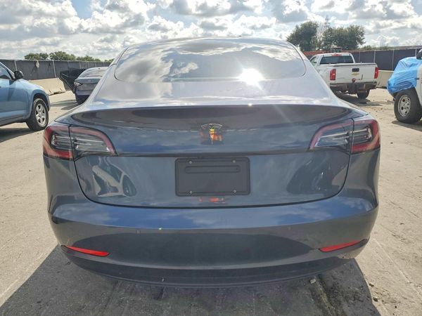 2022 TESLA MODEL 3 — DIRR