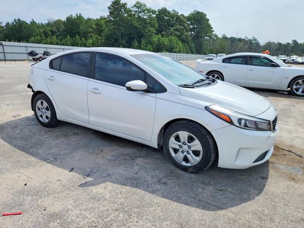 2017 KIA FORTE