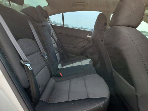 2017 KIA FORTE