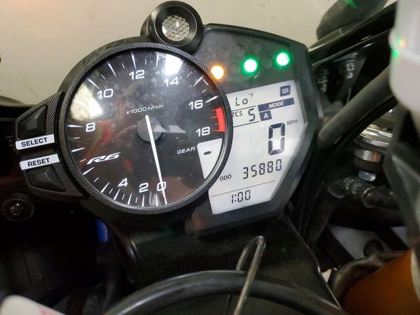 2017 YAMAHA YZFR6