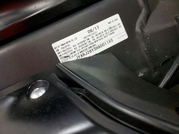 2017 YAMAHA YZFR6