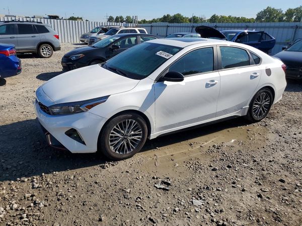 2022 KIA FORTE