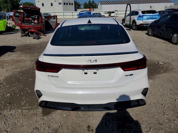 2022 KIA FORTE