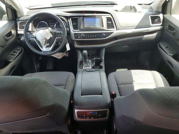 2018 TOYOTA HIGHLANDER